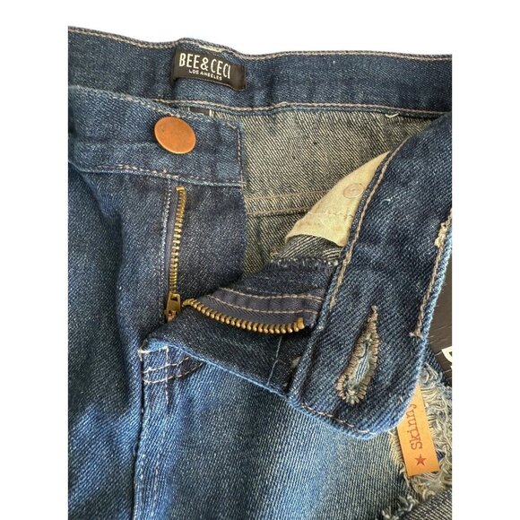 NWT Bee & Ceci Blue Skinny Fit Frayed Distressed Stretch Denim Shorts Women Sz 7 - Picture 4 of 9